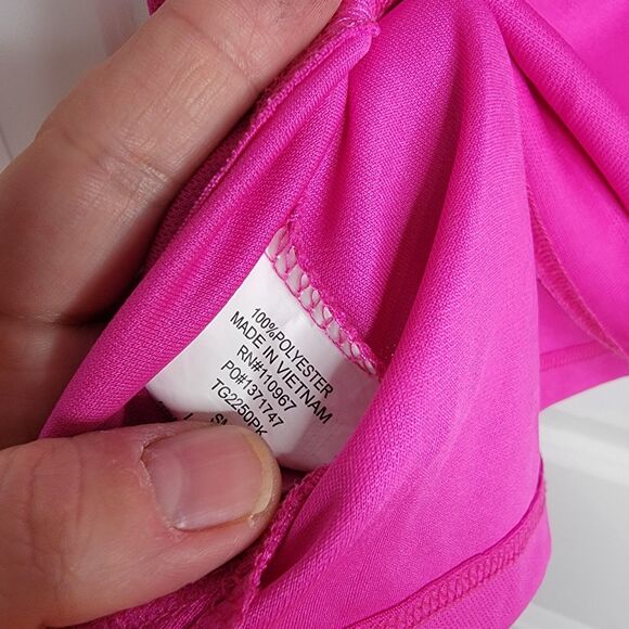 Top Golf Polo Shirt Women’s Medium Uniform Pink Blue Logo Short Sleeves Stretch - Picture 5 of 5